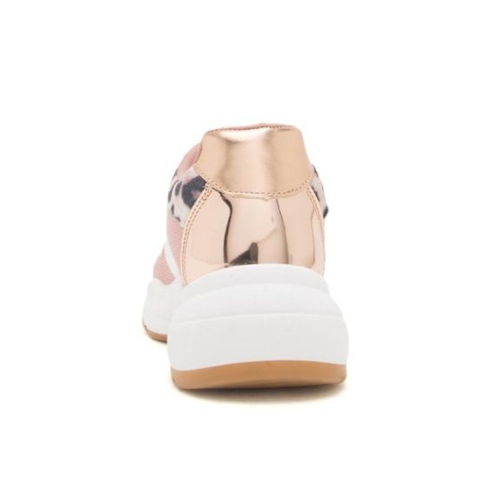 Sale!🔥💝🆕️Icey Pink Leopard Sneakers💝Size 10 - Picture 7 of 8